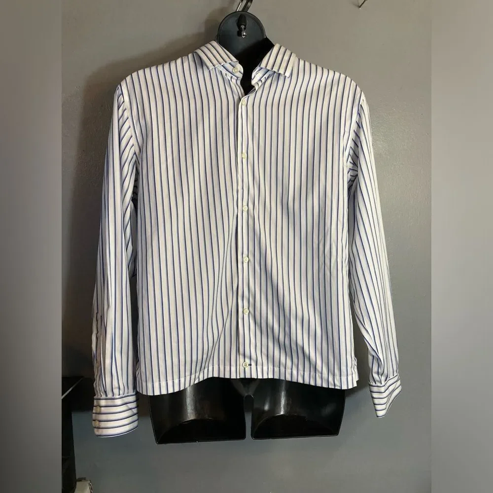 Banana Republic blue/white stripes button up shirt